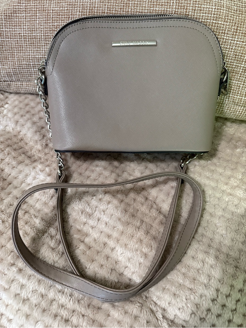 Steve Madden Taupe Dome Crossbody Purse Neutral Shoulder Bag